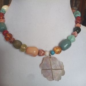Muilple color necklace